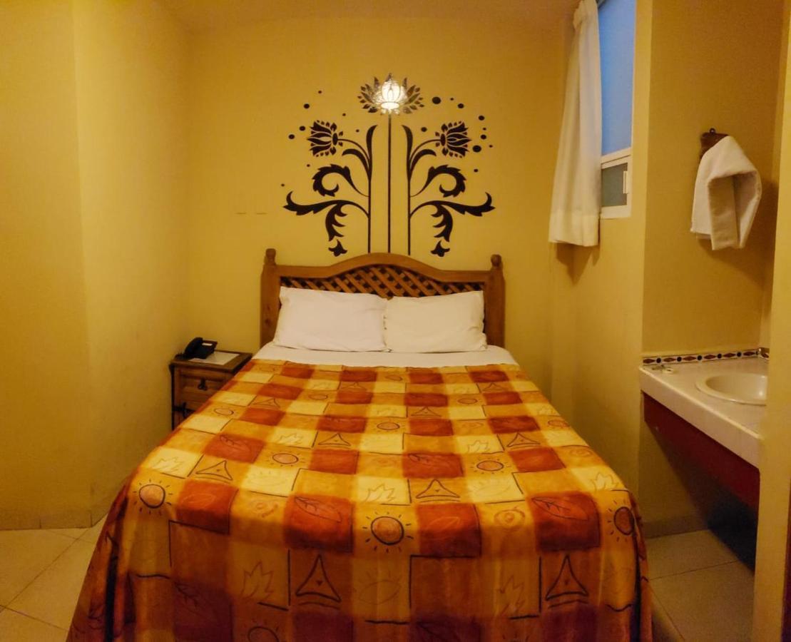 Hotel Centro Historico ปวยบลา ภายนอก รูปภาพ
